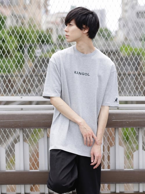 MONO-MARTむさし君さんのTシャツ/カットソー「▽WEB限定 MONO-MART×KANGOL 別注ロゴ刺繍 プリント半袖Tee オーバーサイズカットソー ワッペン トップス(KANGOL|カンゴール)」を使ったコーディネート