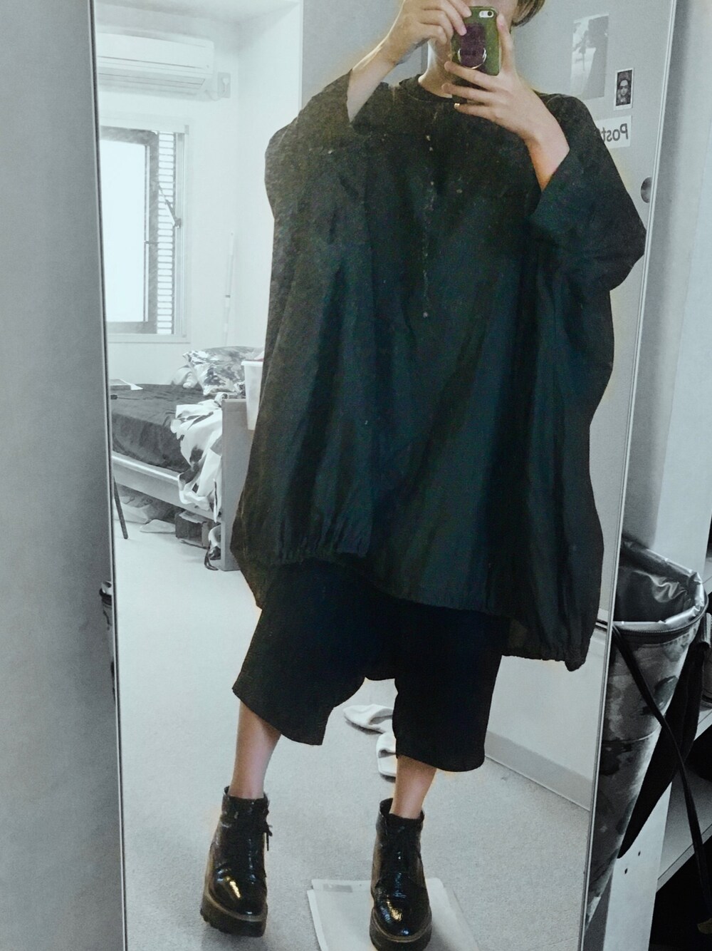 「mizuiroindのコクーンプルオーバー（Tシャツ/カットソー、グリーン系）」を使った、.^.さん（レディース・155cm）の秋コーディネートの1枚目の写真