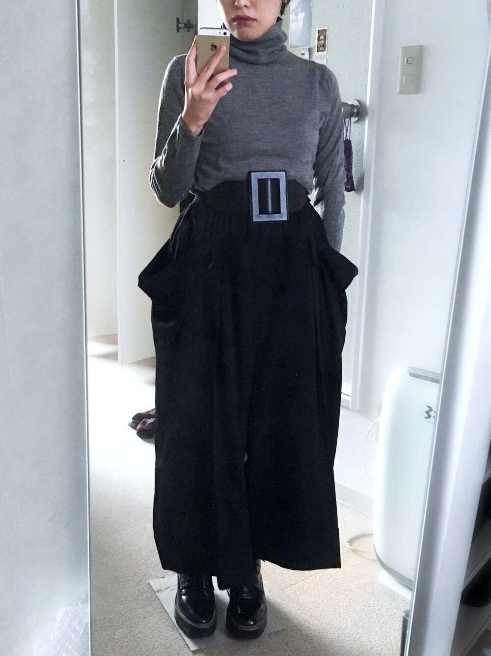「LIMI feu」｜「LIMI feuのアイテム（パンツ、ブラック系）」を使った、.^.さん（レディース・155cm）の秋コーディネートの1枚目の写真