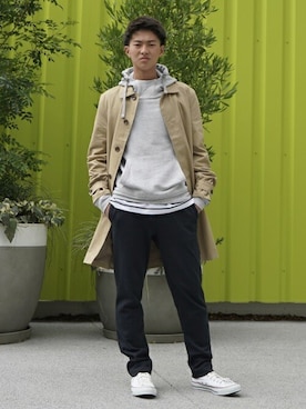 「スエット」｜「アイテム（ステンカラーコート）」を使った、BANANAREPUBLICさん（メンズ・172cm）の春コーディネート