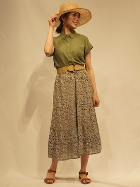 「80年代」｜「アイテム（トップス）」を使った、BANANAREPUBLICさん（レディース・160cm）の春コーディネート