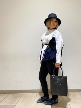 ベルトを使った 黒スキニー のレディース人気ファッションコーディネート Wear