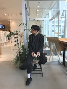 「SENSE OF PLACE by URBAN RESEARCH（センスオブプレイスバイアーバンリサーチ）のアイテム（トレンチコート）」を使った、kanayamataiseiさん（メンズ・178cm）の秋コーディネート