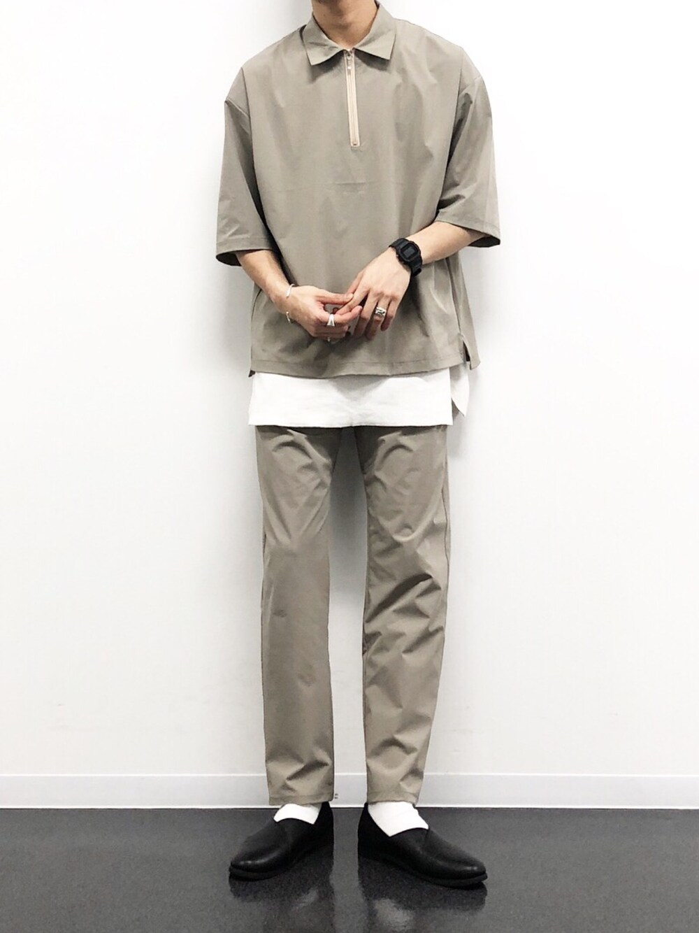 kanayamataiseiさんの「テックハーフジップシャツ(5分袖)（SENSE OF PLACE by URBAN RESEARCH）」を使ったコーディネート