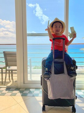 「Roots Canadaのアイテム（トップス）」を使った、YOYO & RUIRUIさん（キッズ・90cm）の春コーディネート