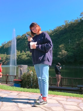 「Champion（チャンピオン）のアイテム（トップス、ブルー系）」を使った、Joanneさん（レディース・165cm）の冬コーディネート