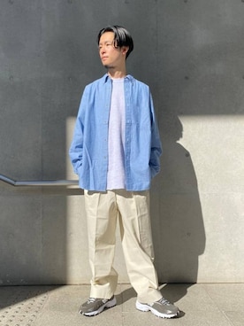 「BEAUTY&YOUTH UNITED ARROWS（ビューティーアンドユースユナイテッドアローズ）のBY ハイツイスト ギャバ 1P ストレートパンツ（その他パンツ、ホワイト系）」を使った、Narushima Yosukeさん（メンズ・172cm）の冬コーディネート