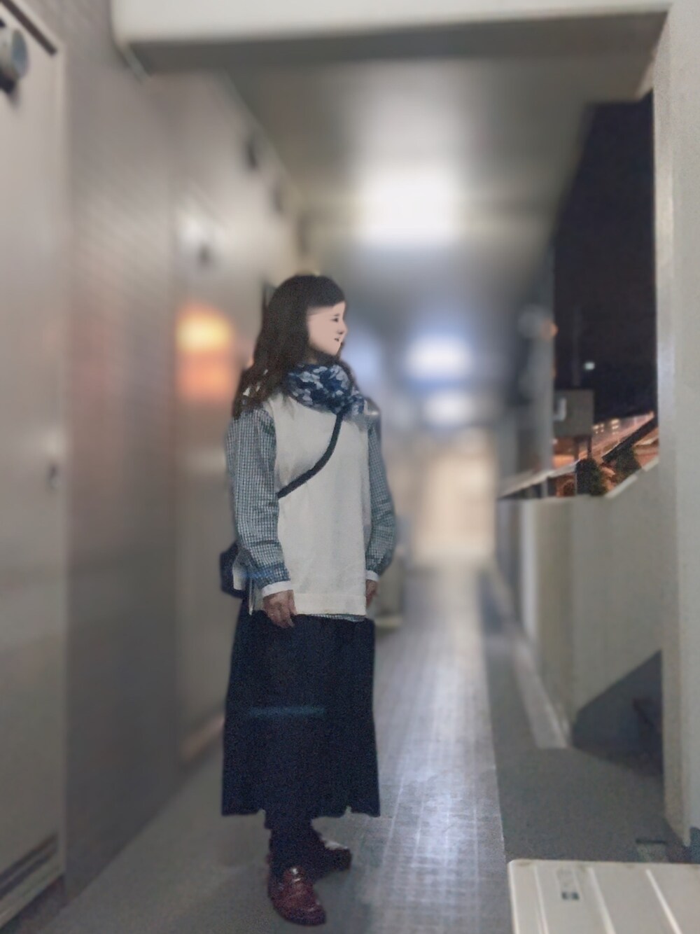 「ベスト、ベスト×シャツ、ベストコーデ、50代カジュアル、50代コーデ、50代ファッション、kazumi、kazumi respect、kazumiちゃん大好き、kazumiちゃんになりたい」｜「Samansa Mos2のアイテム（シャツ/ブラウス、その他）」を使った、miyuさん（レディース・158cm）の春コーディネートの1枚目の写真