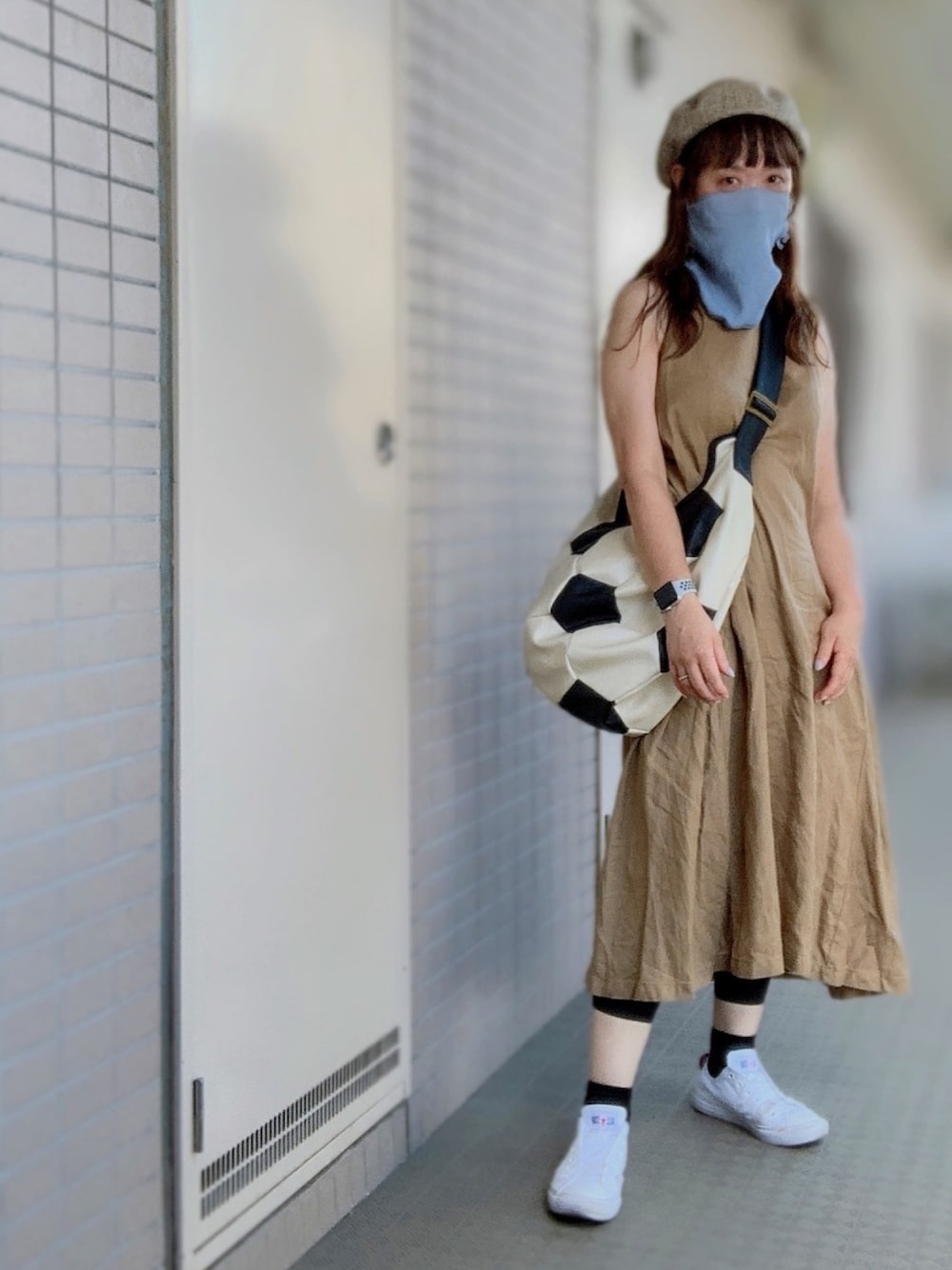 「夏コーデ、50代カジュアル、50代コーデ、50代ファッション、kazumi、kazumi respect、kazumiちゃん大好き、kazumiちゃんになりたい、kazumiさん、シンプルコーデ」｜「無印良品のアイテム（ワンピース、ゴールド系）」を使った、miyuさん（レディース・158cm）の夏コーディネートの1枚目の写真