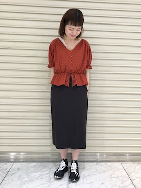 「w closet（ダブルクローゼット）のアイテム（スカート、ブラック系）」を使った、Risako Nakaさん（レディース・160cm）の夏コーディネート