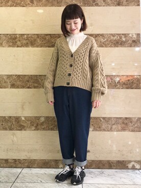 「w closet（ダブルクローゼット）のアイテム（デニムパンツ、ブルー系）」を使った、Risako Nakaさん（レディース・160cm）の秋コーディネート