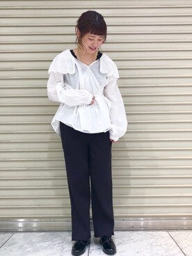 「w closet（ダブルクローゼット）のアイテム（シャツ/ブラウス、ホワイト系）」を使った、Risako Nakaさん（レディース・160cm）の冬コーディネート