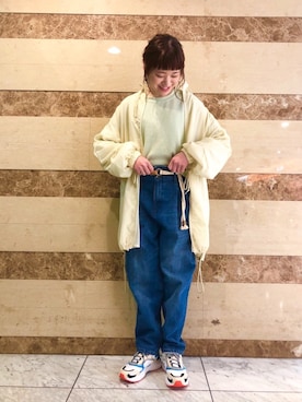 「w closet（ダブルクローゼット）のアイテム（デニムパンツ、ブルー系）」を使った、Risako Nakaさん（レディース・160cm）の春コーディネート