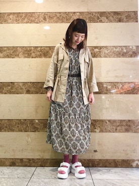 「w closet（ダブルクローゼット）のアイテム（ワンピース、ホワイト系）」を使った、Risako Nakaさん（レディース・160cm）の春コーディネート