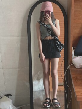 「UNIF（ユニフ）のアイテム（パンツ）」を使った、러🐬さん（レディース・160cm）の夏コーディネート