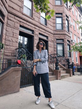 「blazer」｜「theory（セオリー）のアイテム」を使った、Tatiana Saliaさん（レディース・173cm）の秋コーディネート