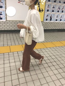 「LOWRYS FARM（ローリーズファーム）のセンタープレスカラーフレアパンツ　870189（その他パンツ）」を使った、hrさん（レディース・158cm）の秋コーディネート