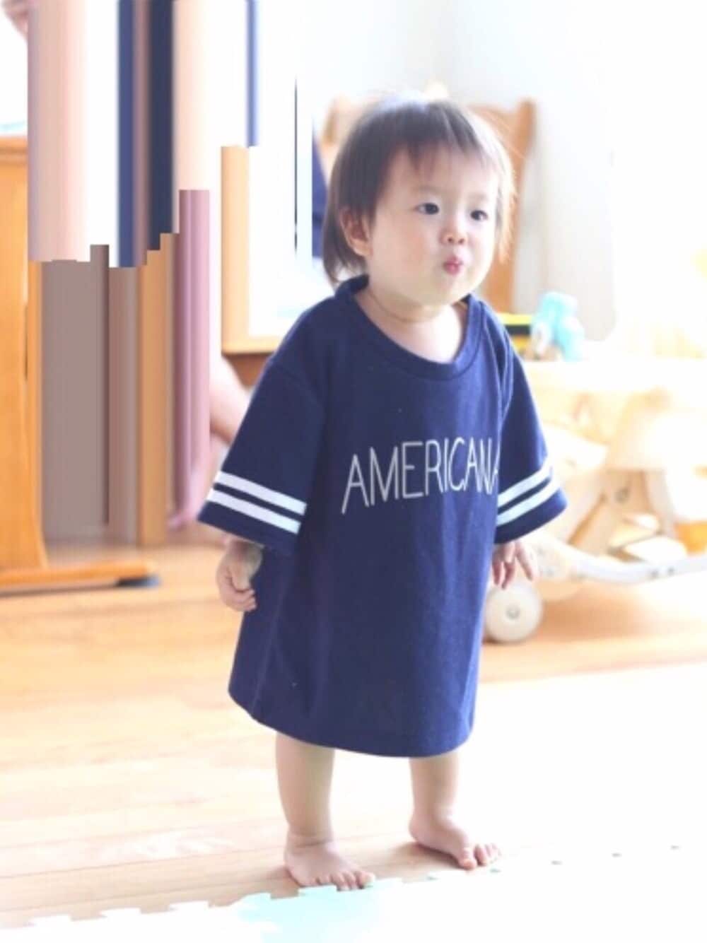 「ドラビッグフェス、プティマイン、オーバーサイズ、ビッグシルエット、ゆるコーデ」｜「petit mainのライン入りロゴプリント半袖Ｔシャツ（Tシャツ/カットソー、ブルー系）」を使った、takeさん（キッズ・70cm）の夏コーディネートの1枚目の写真