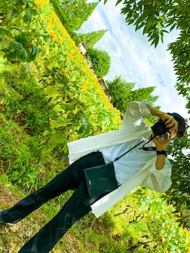 「ひまわり畑」｜「アイテム（アナログ腕時計）」を使った、まこぴーさん（メンズ・175cm）の夏コーディネート