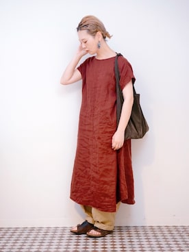 「chambre de charme（シャンブルドゥシャーム）のアイテム（ワンピース）」を使った、よちさん（レディース・157cm）の夏コーディネート