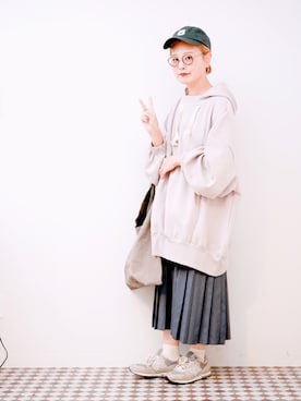 「chambre de charme（シャンブルドゥシャーム）のアイテム（スカート）」を使った、よちさん（レディース・157cm）の秋コーディネート