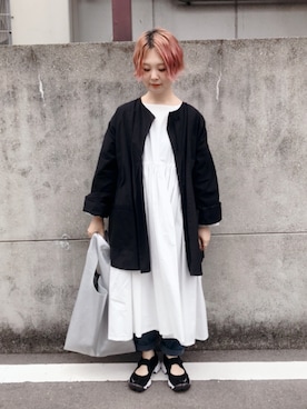 「お買い物」｜「アイテム（ジャケット/アウター）」を使った、よちさん（レディース・157cm）の春コーディネート