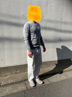 「Guess（ゲス）のアイテム（チノパンツ）」を使った、 山口晶也さん（メンズ・177cm）の秋コーディネート