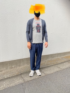 「JOHN SMEDLEY（ジョンスメドレー）のアイテム（カーディガン/ボレロ）」を使った、 山口晶也さん（メンズ・177cm）の秋コーディネート