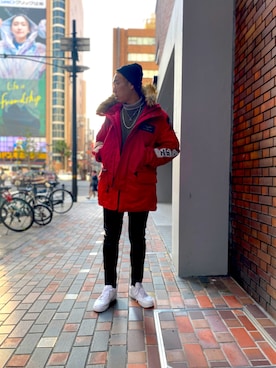 「アイテム（ミリタリージャケット、レッド系）」を使った、しんちゃんさん（メンズ・181cm）の秋コーディネート