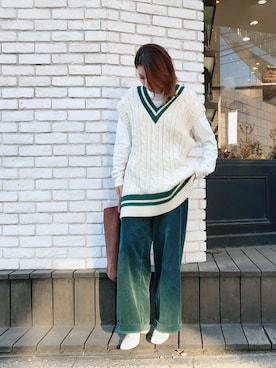 「BEAUTY&YOUTH UNITED ARROWS（ビューティーアンドユースユナイテッドアローズ）のニットベスト（ベスト、ベージュ系）」を使った、perkyroom_maiko.808さん（レディース・157cm）の冬コーディネート