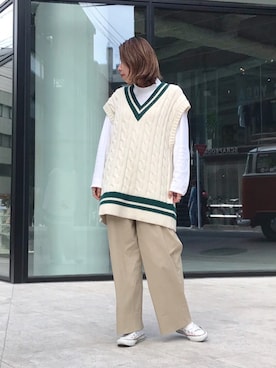 「BEAUTY&YOUTH UNITED ARROWS（ビューティーアンドユースユナイテッドアローズ）のニットベスト（ベスト、ベージュ系）」を使った、perkyroom_maiko.808さん（レディース・157cm）の春コーディネート