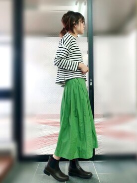 「titivate（ティティベイト）のタイプライタータックフレアスカート（スカート）」を使った、aiさん（レディース・159cm）の春コーディネート