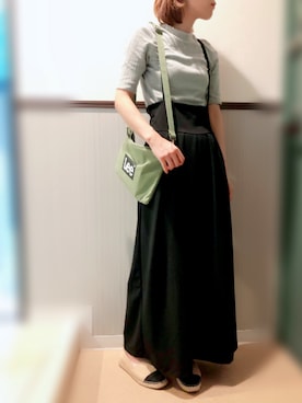 「リブT」｜「アイテム（サロペット/オーバーオール）」を使った、aiさん（レディース・159cm）の秋コーディネート