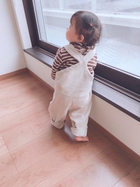 「petit main（プティマイン）のオーガニックコットン 裏起毛 ハイネックTシャツ（Tシャツ/カットソー、ブラウン系）」を使った、sake＊taroさん（キッズ・90cm）の冬コーディネート