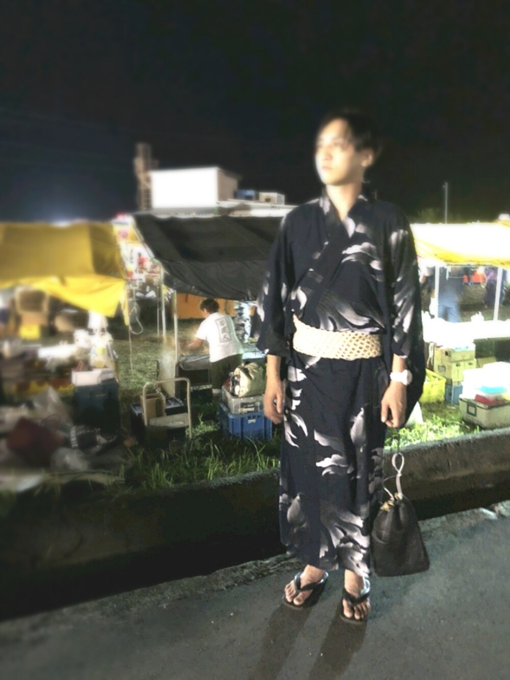「サンダル、休日スタイル、浴衣、花火大会、お洒落さんとつながりたい、ネイビー、和装、帯、夏祭り、夏コーデ」｜「UNITED ARROWS　本店のアイテム（その他トップス、ブルー系）」を使った、Kazuhiro Yamoriさん（メンズ・183cm）の夏コーディネートの1枚目の写真