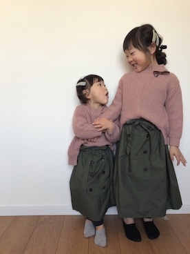 「カーキスカート」｜「アイテム（その他）」を使った、みゅーなさん（キッズ・100cm）の春コーディネート