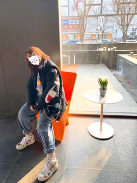 「Champion（チャンピオン）のアイテム（ダウンジャケット/コート）」を使った、ttrr666さん（レディース・155cm）の春コーディネート