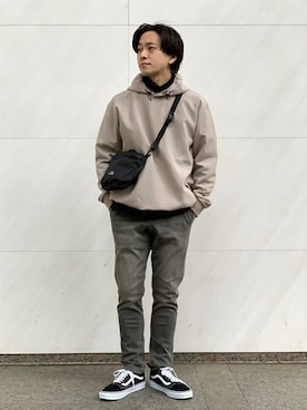 「417 EDIFICE（フォーワンセブンエディフィス）のアイテム（パーカー）」を使った、KIKAWAさん（メンズ・165cm）の冬コーディネート