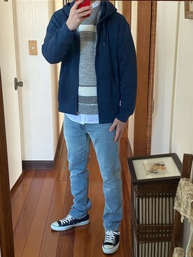 「H&M（エイチ・アンド・エム）のアイテム（シャツ/ブラウス、ホワイト系）」を使った、山参さん（メンズ・180cm）の冬コーディネート