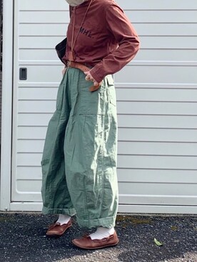 「ピスタチオ」｜「アイテム（チノパンツ）」を使った、いべりすさん（レディース・161cm）の春コーディネート