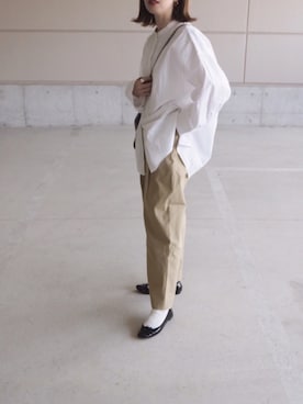 「Pheeta（フィータ）のアイテム（シャツ/ブラウス）」を使った、o...さん（レディース・157cm）の春コーディネート