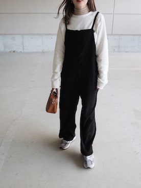 「ISOOK（アイスー）のアイテム（オールインワン・サロペット）」を使った、o...さん（レディース・157cm）の冬コーディネート