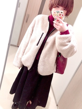 「カフェ」｜「アイテム（ブルゾン）」を使った、心さん（レディース・151cm）の秋コーディネート