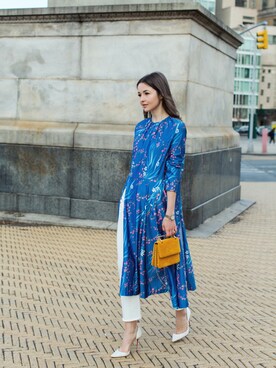 Balenciaga バレンシアガ のシャツワンピース ブルー系 を使った人気ファッションコーディネート Wear