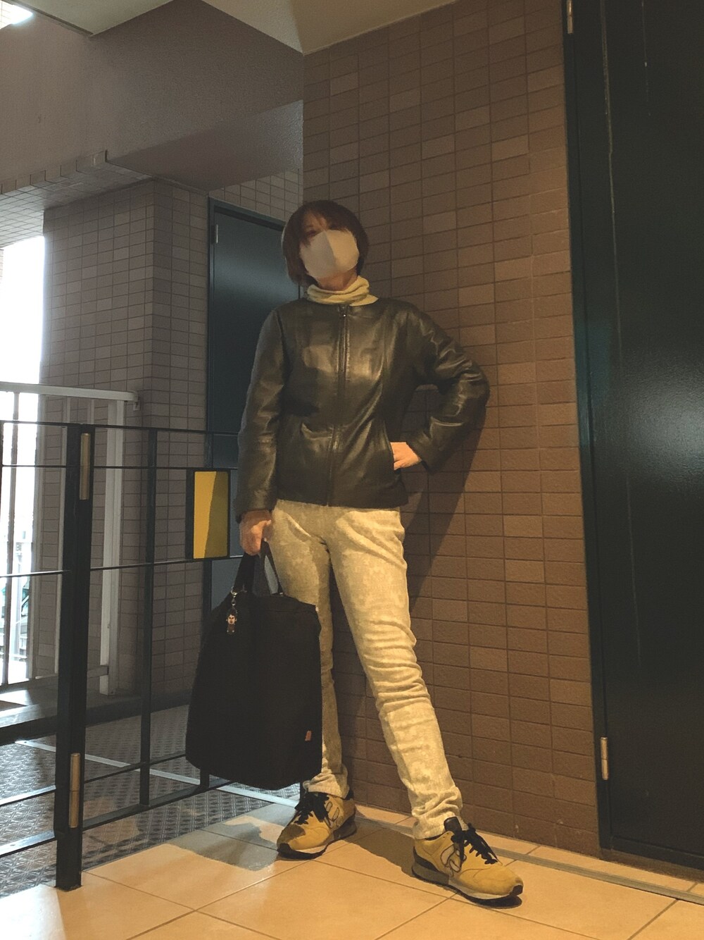 「イエロー、通勤コーデ、寒かった😅」｜「Glen diosのアイテム（ニット/セーター、イエロー系）」を使った、Megumi Hiroeさん（レディース・148cm）の春コーディネートの1枚目の写真