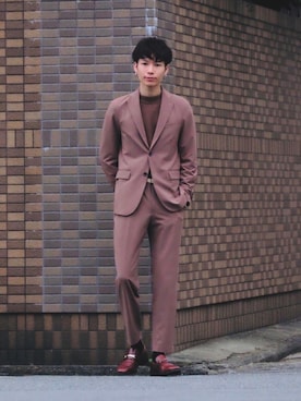 「Yves Saint Laurent（イヴサンローラン）のアイテム」を使った、Tsuguya/KwonSayaさん（メンズ・174cm）の秋コーディネート