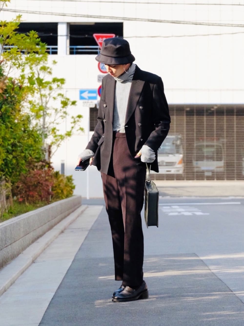 Jean Paul Gaultier コラージュクラッチバッグ Jean Paul Gaultierのクラッチバッグを使った人気ファッション