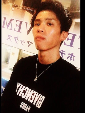 「GIVENCHY（ジバンシイ）のアイテム（スウェット）」を使った、❀なぎさ❀さん（メンズ・179cm）の秋コーディネート