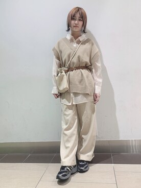 高橋明日香さんのコーディネート