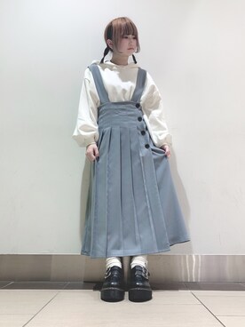 高橋明日香さんのコーディネート